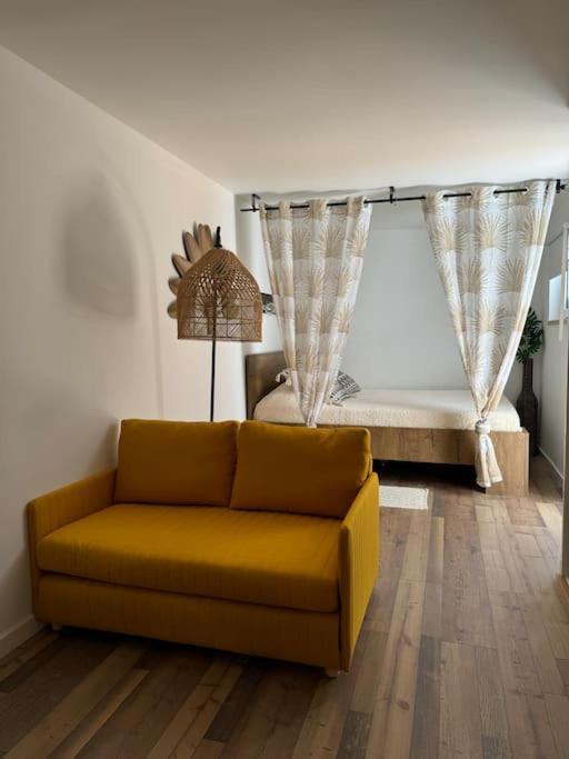 Appartamento Petite Maison De Plage Costa da Caparica Esterno foto